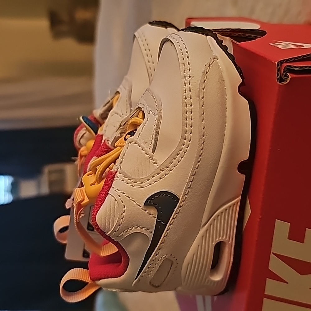 ❤️💙NIKE AIR MAX 90💙🤍